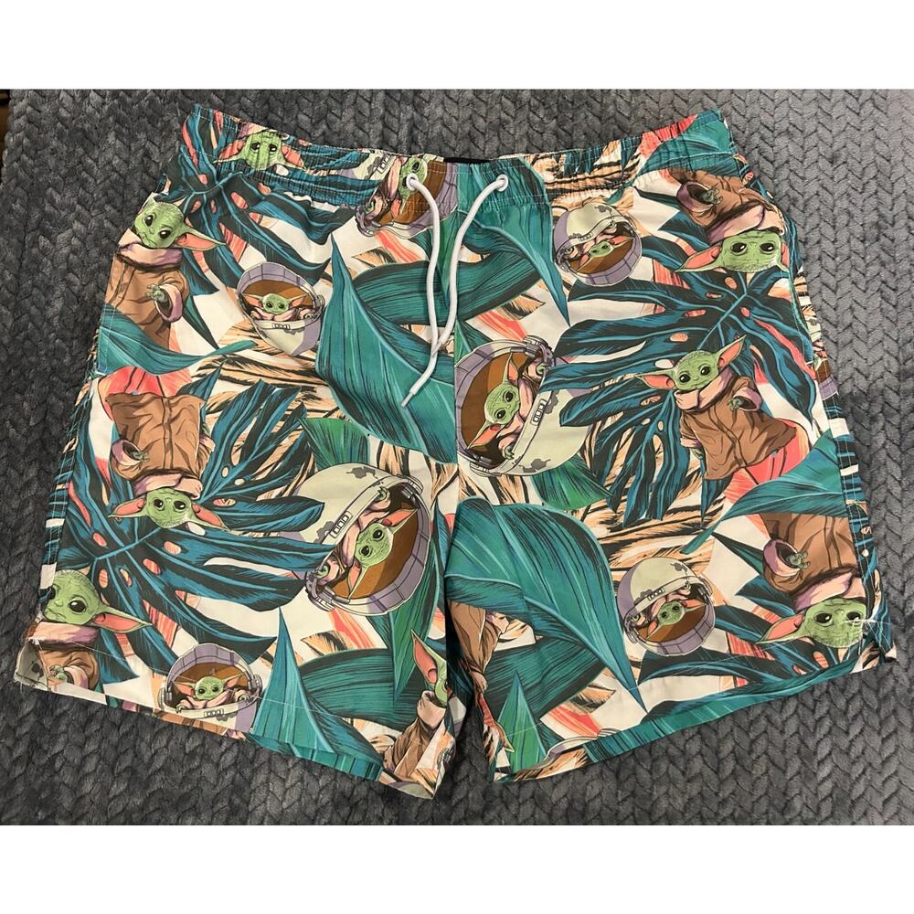 Star Wars Baby Yoda Mandalorian Swim Trunks Mens Large Grogu Shorts